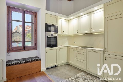 Apartamento de 1 dormitorio en venta en Barcelona, Cataluña, Spain № 8332 - foto 4
