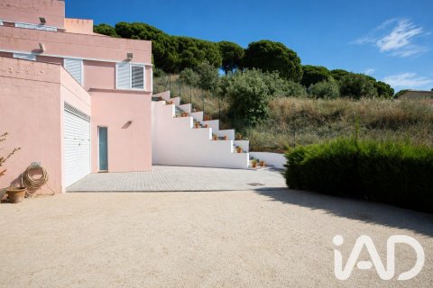 4 bedrooms house for sale in Canet de Mar, Barcelona, Catalonia, Spain № 8331 - photo 7