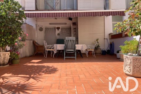 Apartamento de 2 dormitorios en venta en Sitges, Barcelona, Cataluña, Spain № 8333 - foto 20