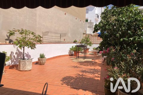 Apartamento de 2 dormitorios en venta en Sitges, Barcelona, Cataluña, Spain № 8333 - foto 21