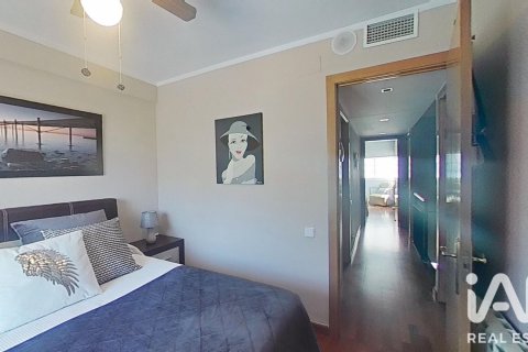 Tríplex de 4 dormitorios en venta en Cambrils, Tarragona, Cataluña, Spain № 8335 - foto 30