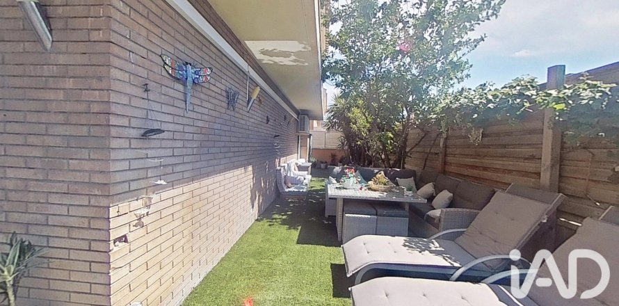 Tríplex de 4 dormitorios en venta en Cambrils, Tarragona, Cataluña, Spain № 8335