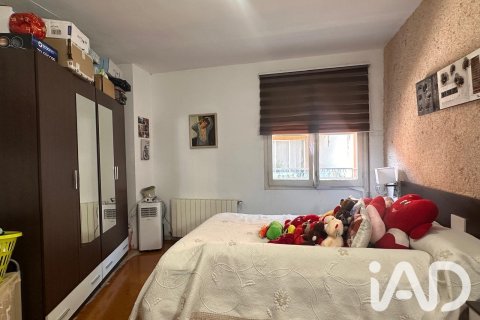 Apartamento de 5 dormitorios en venta en Sant Andreu de la Barca, Barcelona, Cataluña, Spain № 8330 - foto 8