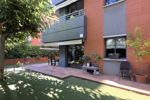 Apartamento de 3 dormitorios en venta en Sant Cugat del Vallès, Barcelona, Cataluña, Spain № 8334 - foto 6