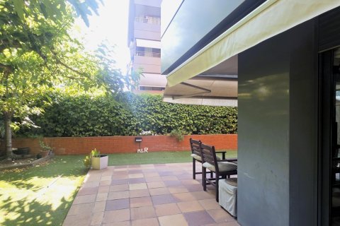 Apartamento de 3 dormitorios en venta en Sant Cugat del Vallès, Barcelona, Cataluña, Spain № 8334 - foto 9