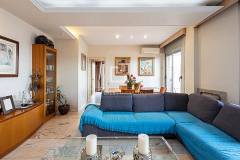 Apartamento de 3 dormitorios en venta en Barcelona, Cataluña, Spain № 8961 - foto 3