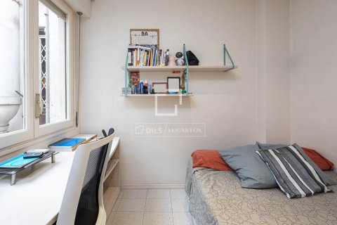Apartamento de 3 dormitorios en venta en Barcelona, Cataluña, Spain № 8961 - foto 17
