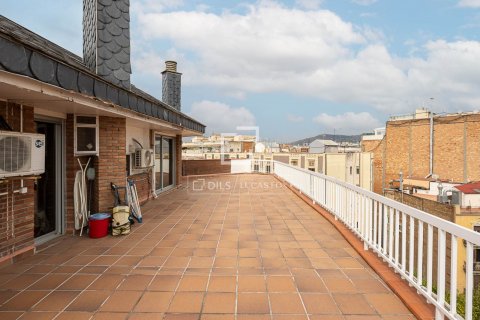 Apartamento de 3 dormitorios en venta en Barcelona, Cataluña, Spain № 8961 - foto 27