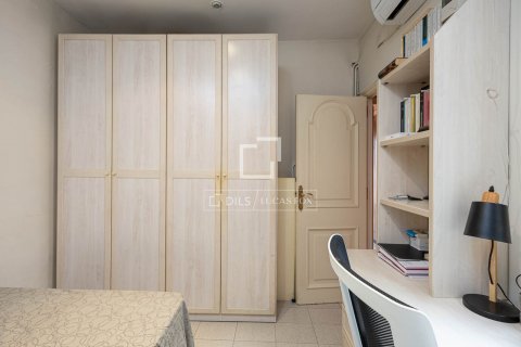 Apartamento de 3 dormitorios en venta en Barcelona, Cataluña, Spain № 8961 - foto 20