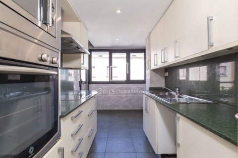 3 chambres apartment à vendre à Sant Just Desvern, Barcelona, Catalonia, Spain № 8959 - photo 16