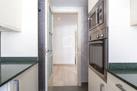 3 chambres apartment à vendre à Sant Just Desvern, Barcelona, Catalonia, Spain № 8959 - photo 12