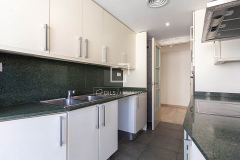 3 chambres apartment à vendre à Sant Just Desvern, Barcelona, Catalonia, Spain № 8959 - photo 14