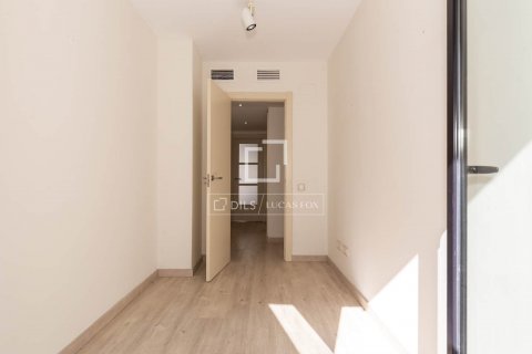 3 chambres apartment à vendre à Sant Just Desvern, Barcelona, Catalonia, Spain № 8959 - photo 26