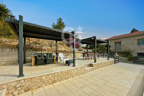 Сasa de 5 dormitorios en venta en Vilajuiga, Gerona, Cataluña, Spain № 5947 - foto 4