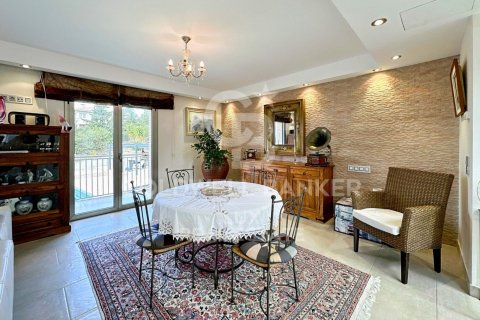 Сasa de 5 dormitorios en venta en Vilajuiga, Gerona, Cataluña, Spain № 5947 - foto 9