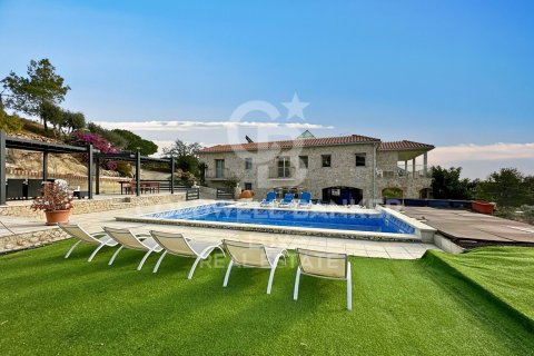 Сasa de 5 dormitorios en venta en Vilajuiga, Gerona, Cataluña, Spain № 5947 - foto 2