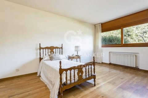Сasa de 5 dormitorios en venta en Esplugues de Llobregat, Barcelona, Cataluña, Spain № 5948 - foto 14