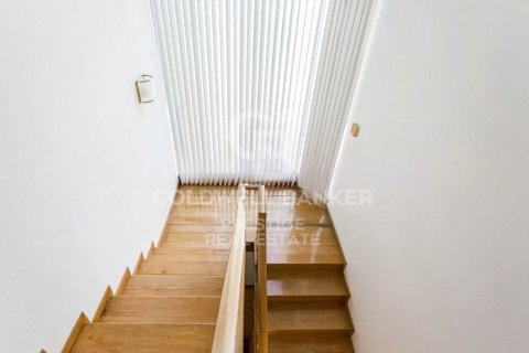 Сasa de 5 dormitorios en venta en Esplugues de Llobregat, Barcelona, Cataluña, Spain № 5948 - foto 5