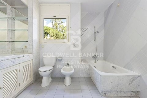 Сasa de 5 dormitorios en venta en Esplugues de Llobregat, Barcelona, Cataluña, Spain № 5948 - foto 23
