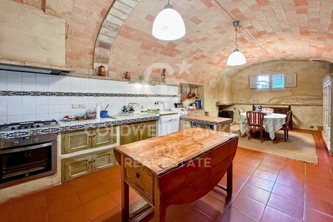 6 bedrooms house for sale in Garrigas, Girona, Catalonia, Spain № 5949 - photo 13