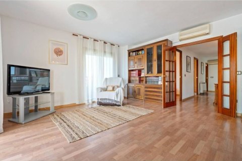 4 bedrooms apartment for sale in Catalonia, Spain № 7291 - photo 11