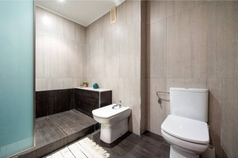 4 bedrooms apartment for sale in Catalonia, Spain № 7291 - photo 14