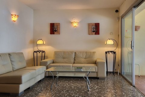 Купить квартиру в Каталония, Испания с 4 комнаты, 81м², № 7287 - фото 12