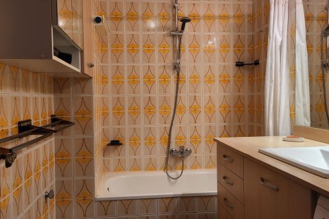 Купить квартиру в Каталония, Испания с 4 комнаты, 81м², № 7287 - фото 20