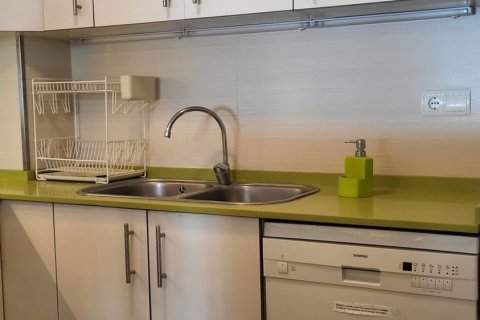 Купить квартиру в Каталония, Испания с 4 комнаты, 81м², № 7287 - фото 8