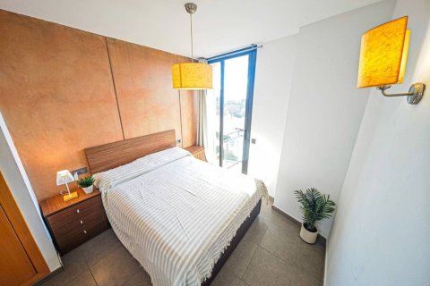 Apartamento de 3 dormitorios en venta en Cataluña, Spain № 7288 - foto 14