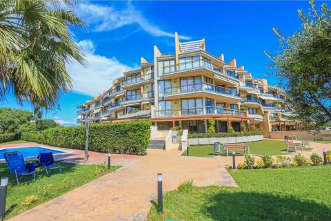Apartamento de 3 dormitorios en venta en Cataluña, Spain № 7288 - foto 27