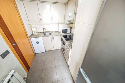 Apartamento de 3 dormitorios en venta en Cataluña, Spain № 7288 - foto 16