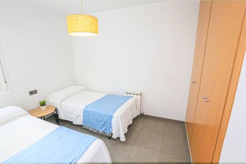 Apartamento de 3 dormitorios en venta en Cataluña, Spain № 7288 - foto 6