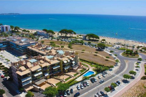 Apartamento de 3 dormitorios en venta en Cataluña, Spain № 7288 - foto 29