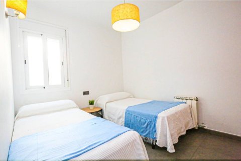 Apartamento de 3 dormitorios en venta en Cataluña, Spain № 7288 - foto 7