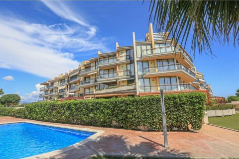 Apartamento de 3 dormitorios en venta en Cataluña, Spain № 7288