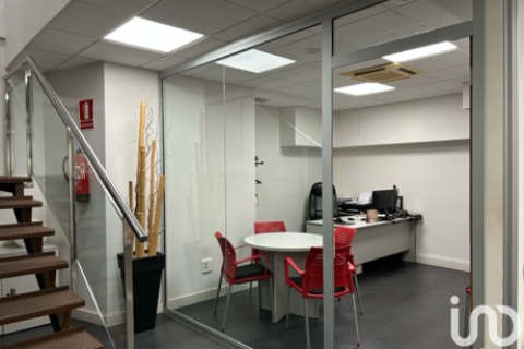 Propiedad comercial de 548 m² en venta en Barcelona, Cataluña, Spain № 4963 - foto 3
