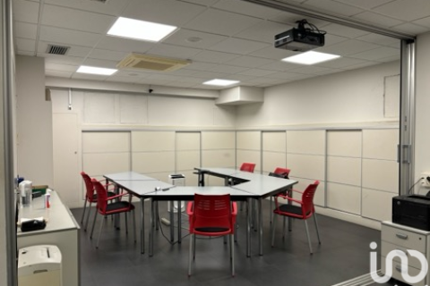Propiedad comercial de 548 m² en venta en Barcelona, Cataluña, Spain № 4963