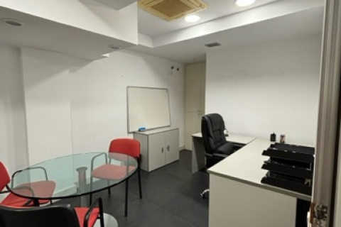 Propiedad comercial de 548 m² en venta en Barcelona, Cataluña, Spain № 4963 - foto 19