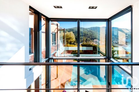 Сasa de 6 dormitorios en venta en Castellví de Rosanes, Barcelona, Cataluña, Spain № 4964 - foto 11