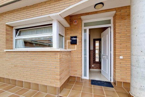 Купить виллу в Кубельес, Испания с 3 спальни, 174м², № 8730 - фото 4