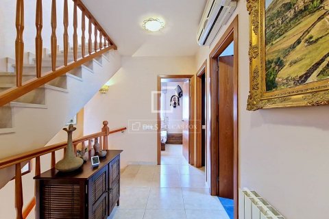 Купить виллу в Кубельес, Испания с 3 спальни, 174м², № 8730 - фото 28