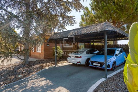 Villa de 4 dormitorios en venta en Sant Vicenc De Montalt, Barcelona, Cataluña, Spain № 8735 - foto 29