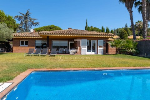 Villa de 4 dormitorios en venta en Sant Vicenc De Montalt, Barcelona, Cataluña, Spain № 8735 - foto 27
