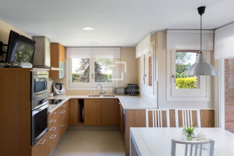 Villa de 4 dormitorios en venta en Sant Vicenc De Montalt, Barcelona, Cataluña, Spain № 8735 - foto 14