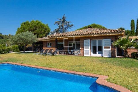 Villa de 4 dormitorios en venta en Sant Vicenc De Montalt, Barcelona, Cataluña, Spain № 8735