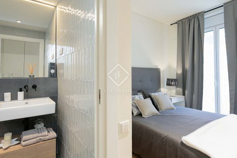 2 bedrooms apartment for sale in Barcelona, Catalonia, Spain № 8728 - photo 20