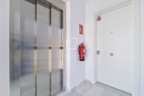 2 bedrooms apartment for sale in Vilanova i la Geltru, Barcelona, Catalonia, Spain № 8729 - photo 5