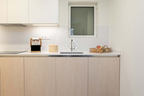 Apartamento de 2 dormitorios en venta en Barcelona, Cataluña, Spain № 8731 - foto 14