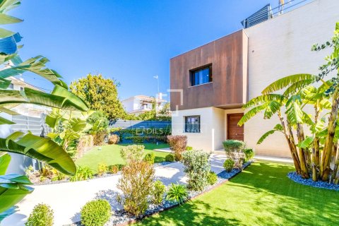 6 bedrooms villa for sale in Sitges, Barcelona, Catalonia, Spain № 6297 - photo 3